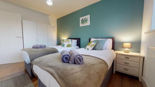 Peterborough House | Spacious 2 Bedroom Corporate Apartment by Srk Serviced Accommodation