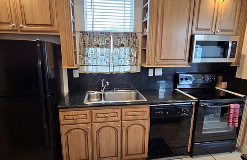 Kissimmee House | SPACIOUS 2 BEDROOM HOUSE GOLF CART IN DISNEY AREA 5 STAR RATED MILL CREEK RESORT