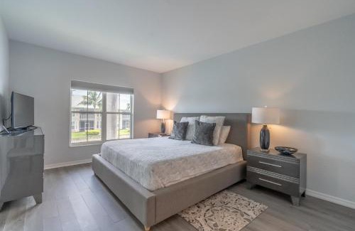 Naples Apartment | Spacious 2 bedroom Lely Resort condo Naples FL