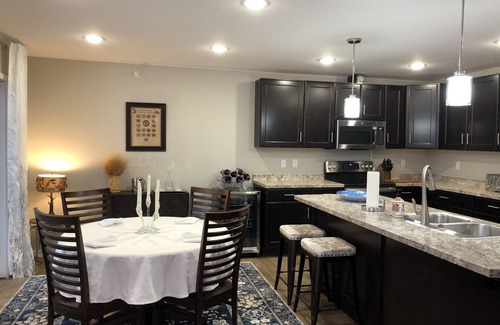 Grand Forks Condo | Spacious 2 Bedroom Private Entry Ground Floor Townhome