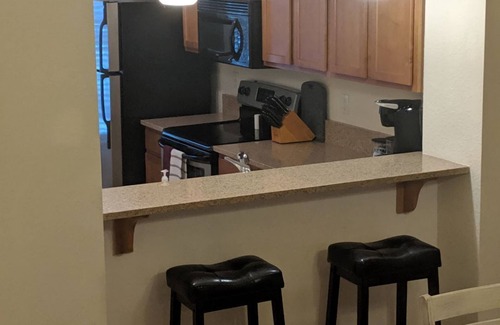 Gainesville Condo | Spacious 2 BR Gated Condo @ The University of Florida