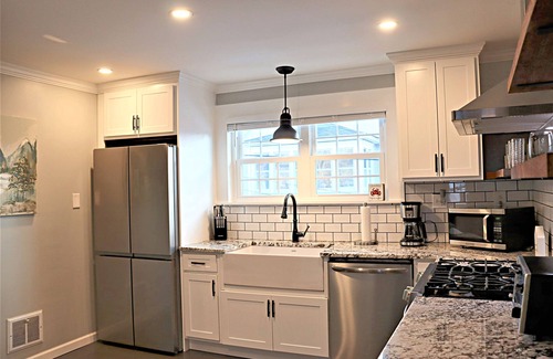 Buffalo Apartment | Spacious 2 BR Near Buffalo/Niagara Falls