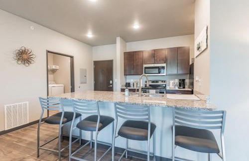 Ames Apartment | Spacious 2BR Suite Plus Patio Near Iowa State