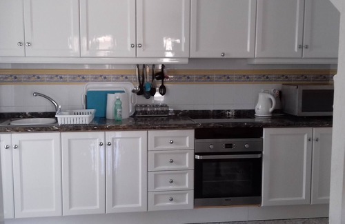 Lo Rufete Apartment | Spacious 2nd-floor apartment with 3 bedrooms, 2 bathrooms, and a solarium.