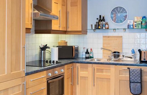 Cambridge House | Spacious 3-Bed Townhouse Florence Villa Near River & City