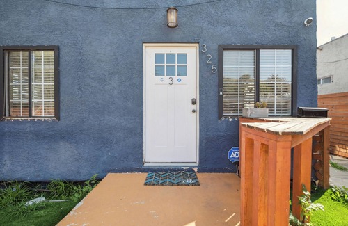 Logan Heights Apartment | Spacious 3-bedroom apartment with WiFi and AC in fabulous San Diego