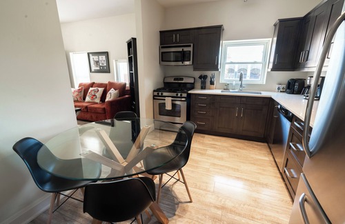 Thorold Apartment | Spacious 3 Bedroom Apartment in Heart of Niagara