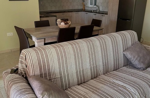 Zejtun House | Spacious 3-bedroom apartment with WiFi, AC in charming Zejtun