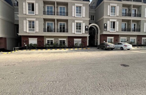 Riyadh Apartment | Spacious 3-bedroom apartment with AC, WiFi in amazing Riyadh