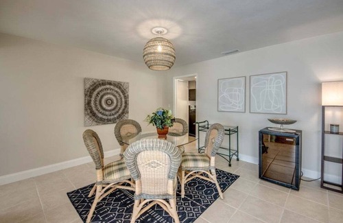 Caloosahatchee House | Spacious 3-bedroom home, private pool, near waterfront activities, great for families.