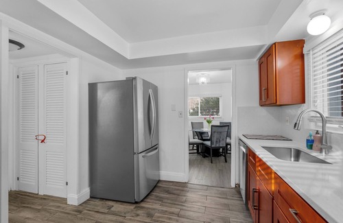 Rockville House | Spacious 3 Bedroom House in Rockville nr Center