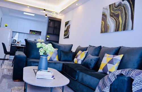 Kilimani Apartment | spacious 3 bedroom in kilimani gym&pool