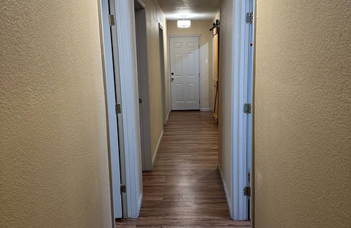 Lakeview  Jefferson County House | Spacious 3 bedroom home. Cajun Capital of Texas! Experience great fishing.