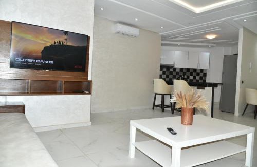 La Ville Haute Apartment | Spacious 3-BR in Centre Ville Kenitra-Perfect Winter Stay