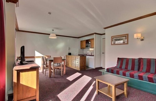 Plagne Soleil Apartment | Spacious 3-room apartment, top floor, ski-in/ski-out, pets allowed