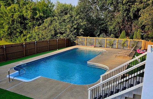 Olathe House | Spacious 3600 sq ft Home w/Pool, Game Room & 3 Acres of Privacy - Sleeps 14