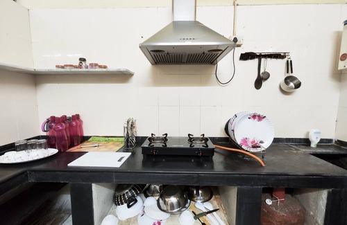 Jadavpur House | Spacious 3BHK House opp South City Mall