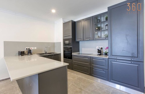 Mosta Apartment | Spacious 3BR home with private Balconies in Mosta