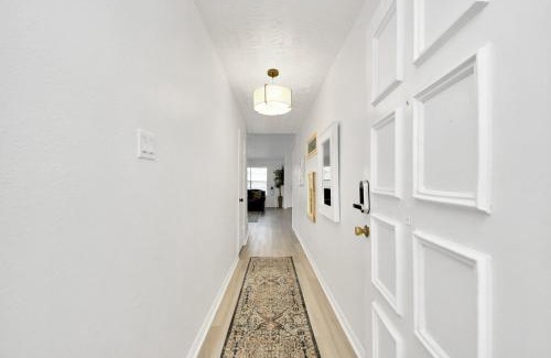 Barker Apartment | Spacious 3BR Retreat Near Katy's Top Attractions