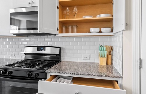 Fairburn House | Spacious 4-bedroom house minutes from Atlanta airport