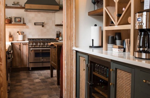 Wilson House | Spacious 4-bedroom house in charming Wilson with AC, WiFi