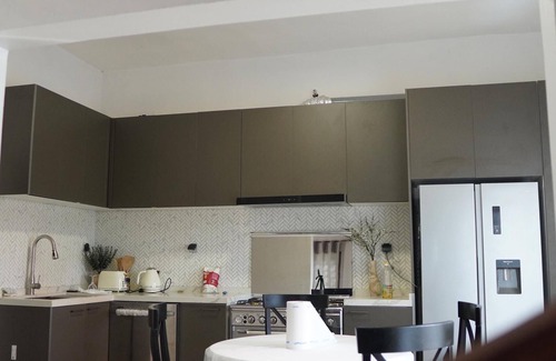 Porto-Novo House | Spacious 4-bedroom townhome with AC and WiFi in fabulous Porto-Novo