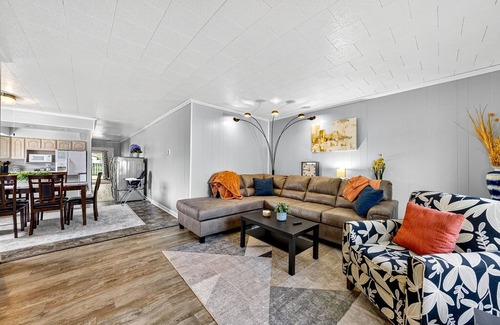 Terre Haute House | Spacious 4-bedroom house in beautiful Terre Haute with AC