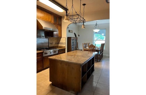 Riviera Beach House | Spacious 4 br getaway. Riviera Beach/Baffin Bay