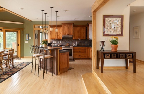 Coal Creek House | Spacious 4 BR mountain home with pool table, hot tub, and incredible views