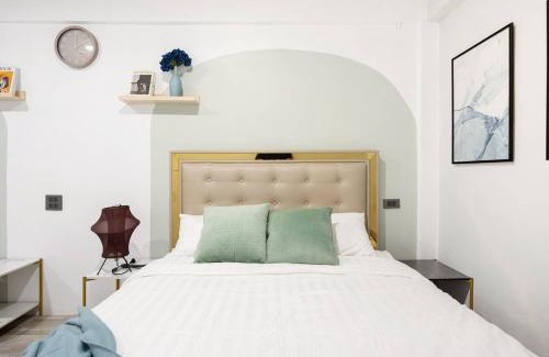 Chom Phon Apartment | Spacious 4BR Family Chatuchak Market 12 sleeps
