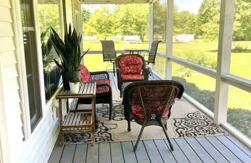 Rock Creek House | Spacious 5-bedroom house with WiFi, AC in delightful Rock Creek