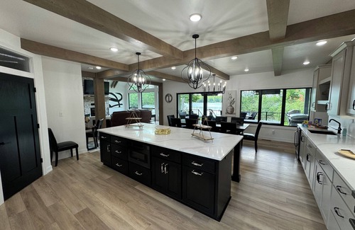 Townsend House | Spacious 5-bedroom house in lovely Townsend thats guaranteed to please everyone