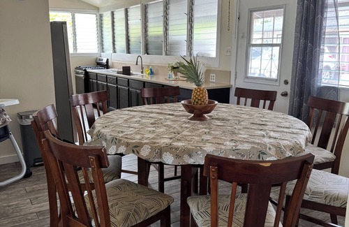 Hilo House | Spacious 5-bedroom house in enchanting Hilo with AC