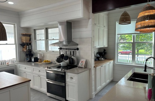 Chaska House | Spacious 5-bedroom house close to Hazeltine and many more amenities in Chaska!