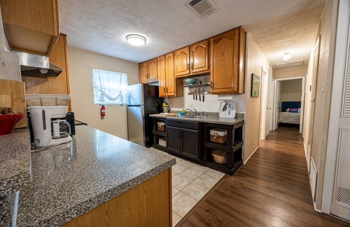 Southside House | Spacious 5-bedroom bungalow in fantastic Lackland AFB San Antonio
