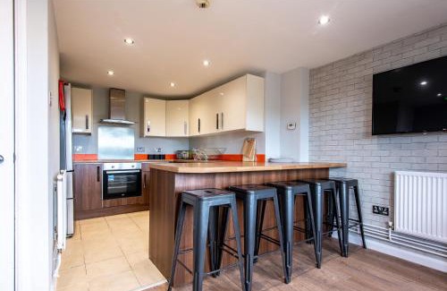 Nottingham City Centre Apartment | Spacious 6-Bed Flat in City Centre