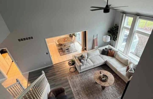 Saint Marys  Allen County House | Spacious 6-bedroom house with a fitness room and hot tub in lovely Fort Wayne.