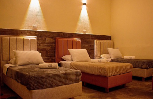 La Calera House | Spacious 9-bedroom house in wonderful La Calera with WiFi