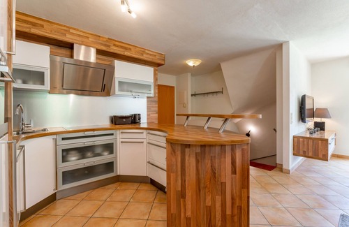Hinterglemm Ski Chalet | Spacious apartment with beautiful views and sauna