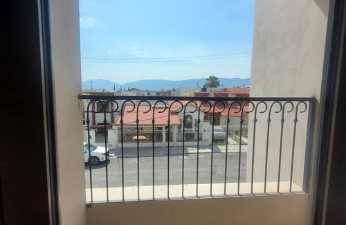 Saltillo House | Spacious and beautiful 3-bedroom house with WiFi and AC in charming Saltillo