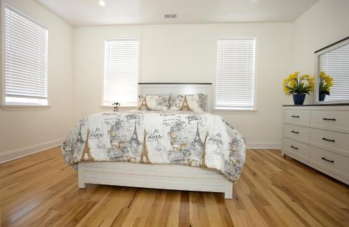 Point Breeze Apartment | Spacious and Brand New Apartment in Point Breeze - Prime Location