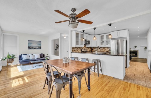 Westboro House | Spacious and Bright Hidden Gem in Trendy Westboro!