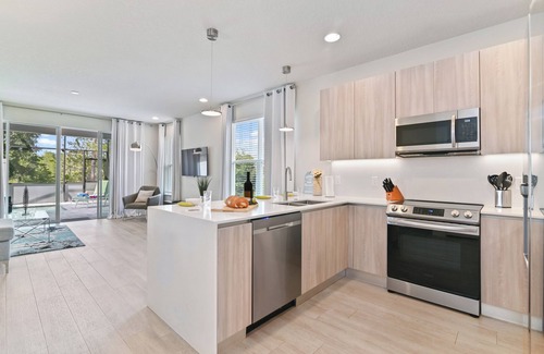 Silver Creek House | Spacious and charming private Pool Townhome. Nxt to Disney