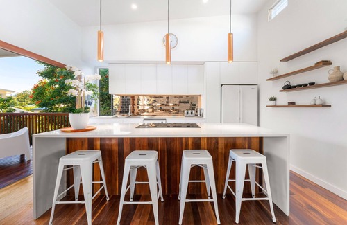 Yeronga House | Spacious and close to everything.