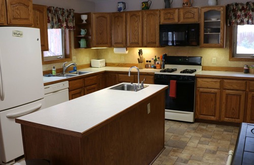 Gibbonsville House | Spacious and cozy cabin near Lost Trail and Salmon