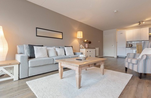 Merenwijk Apartment | Spacious and luxurious ground floor apartment - Kaag Resort (7)