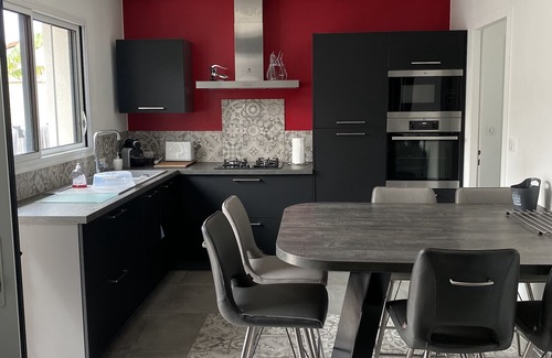 Sainte-Soulle House | Spacious and pleasant family home