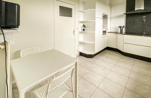 Reninge House | Spacious and very well maintained vacation home in a beautiful location near the city of Ypres.