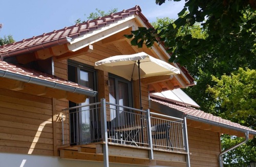 Utting am Ammersee Apartment | Spacious apartment on the top floor - walking distance to the lake - Utting am Ammersee