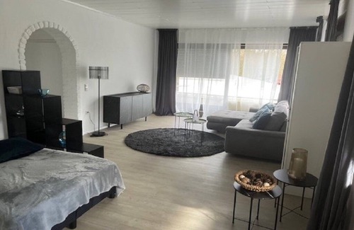 Muelfort Apartment | Spacious apartment in a central location directly on the river Niers and park